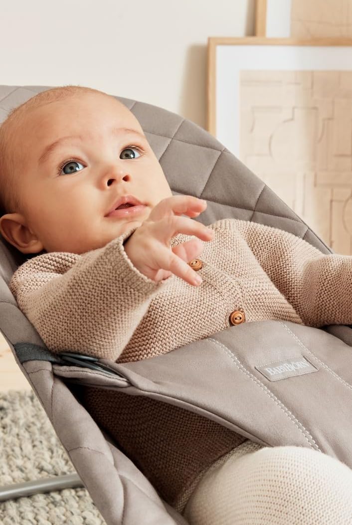 BabyBjörn Babywippe Bliss, Gewebt, Klassische Steppung, Sandgrau Sandgrau Gewebt, Klassische Steppun