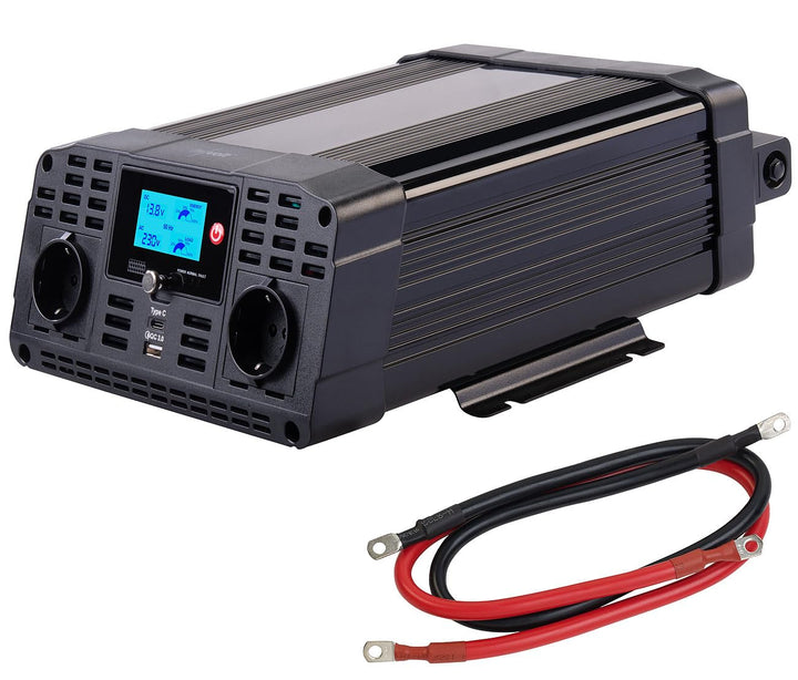 revolt Sinus Wechselrichter: 12-V-Wechselrichter auf 230 Volt, USB-A und -C, 1.500 Watt, Sinuswelle