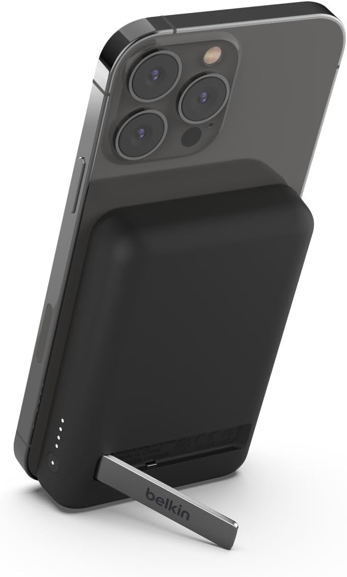 Belkin magnetische 5000-mAh-Powerbank, externer Handy-Akku, kompatibel mit MagSafe, mit Passthrough-