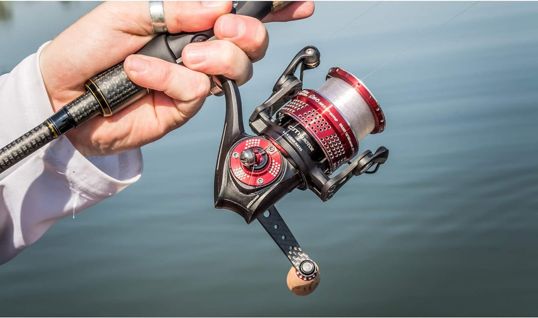 Abu Garcia Revo MGXtreme Spinnrolle – Extrem leichte Spinnrolle mit Korkgriff – 12 Kugellager & Drop