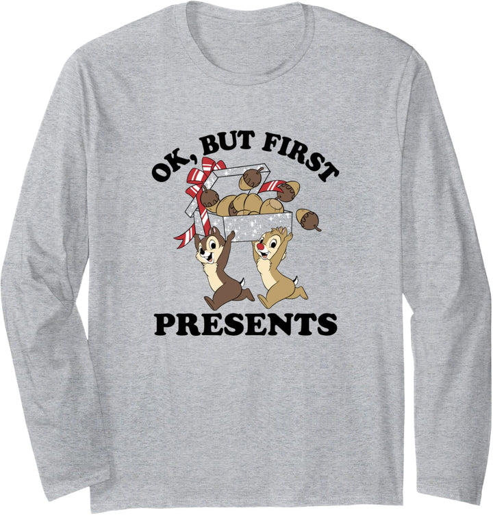 Disney Christmas Chip & Dale Ok But First Presents Langarmshirt