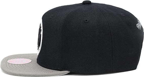 Mitchell & Ness Snapback Cap NBA Wool 2 Tone Brooklyn Nets Black/Grey