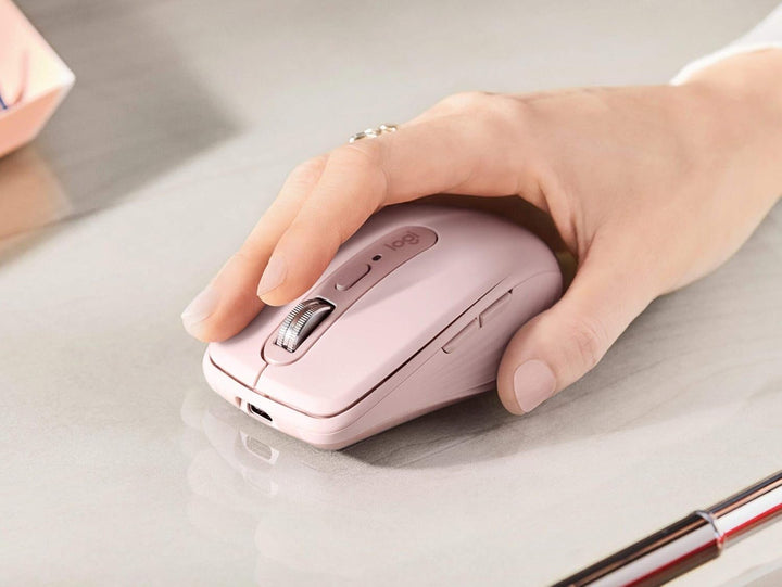 Logitech MX Anywhere 3 kompakte, leistungsstarke Maus – Kabellos, Magnetisches Scrollen, ergonomisch