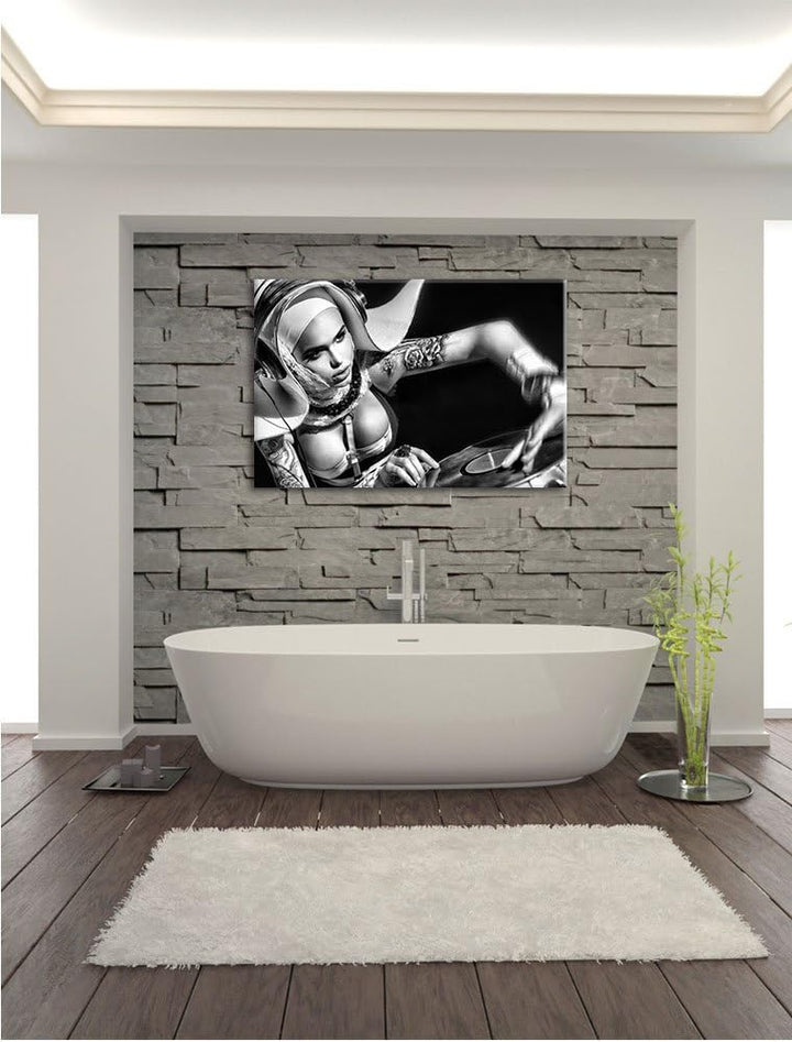 Pixxprint Tätowierte DJ Frau als Leinwandbild/Grösse: 100x70 cm/Wandbild/Kunstdruck/fertig bespannt,