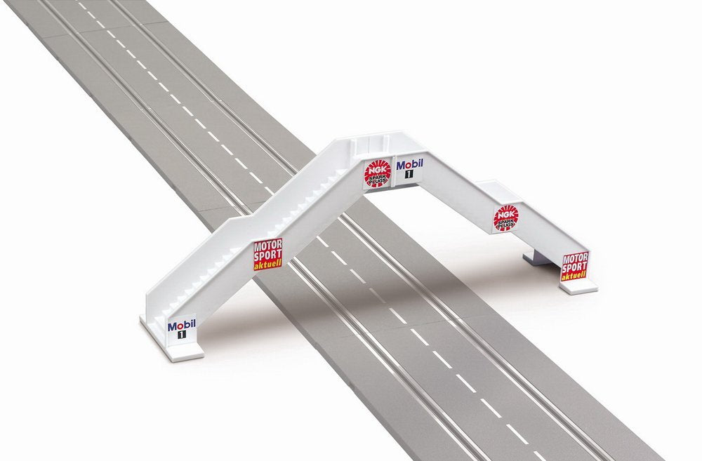 Carrera Carrera 20021119 - Fussgängerbrücke