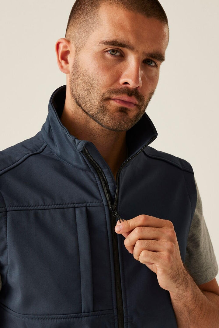 Regatta TRA848 74496 Professionelle Octagon II 3-lagige wasserdichte Softshell-Bodywarmer, Marinebla