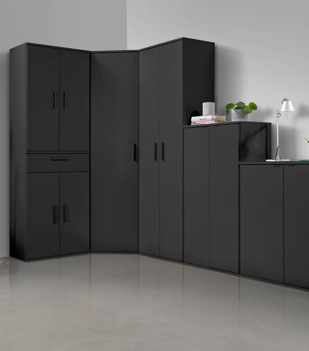 mokebo® Mehrzweckschrank 60 cm Breite 'Der Schlanke', schmaler Aktenschrank oder Haushaltsschrank in
