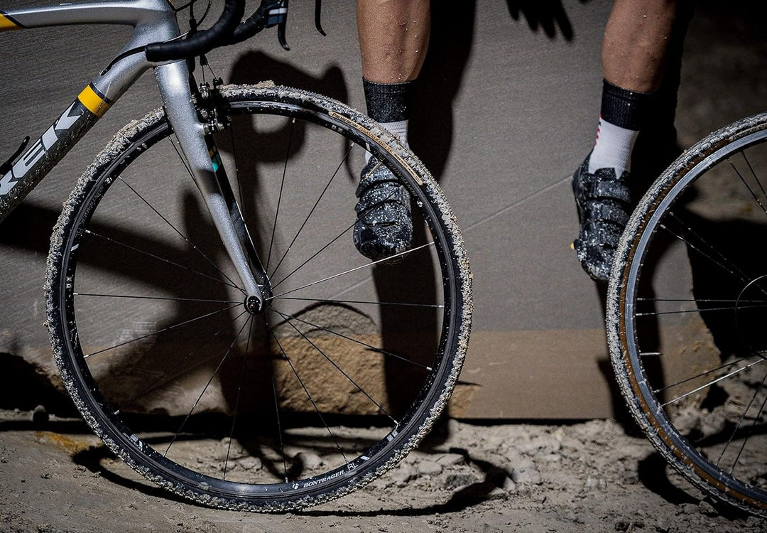 panaracer GravelKing Knobby und Color Tread Aramid Faltreifen 700 x 50C Schwarz, 700 x 50C Schwarz