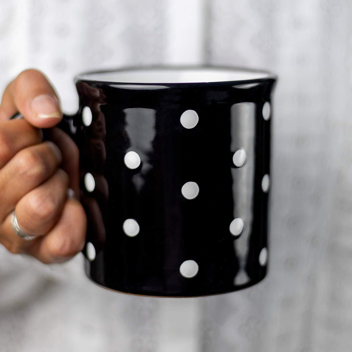 City to Cottage® - Keramik XXL Becher 500 ml | Kaffeebecher | Schwarz und Weiss | Polka Dots | Handg