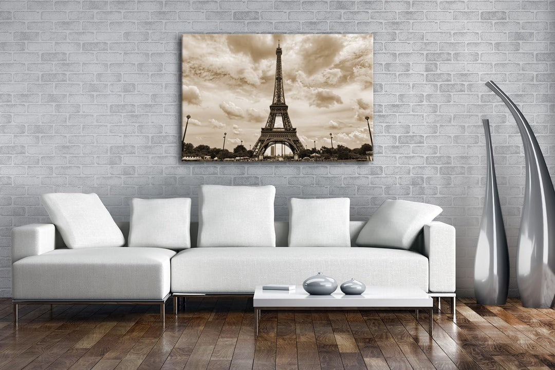 deyoli Berühmter Eiffelturm in Paris Format: 80x60 Effekt: Sepia als Leinwandbild, Motiv fertig gera