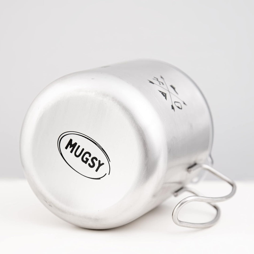 MUGSY Edelstahltasse, The Adventure Begins, To-Go Becher, abnehmbarer Deckel, bruchfest, 330ml, silb