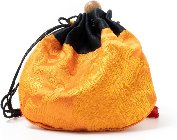 Kleine Klangschale ca. 170g – Inkl. Holzklöppel, schwarzer Unterlage & gelbem Stoffbeutel – Handgefe