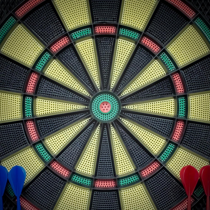 Carromco 92445 Dartboard STRIKER-401 - Elektronische Dartscheibe mit Pfeilen, Dart Set für 44204 Spi