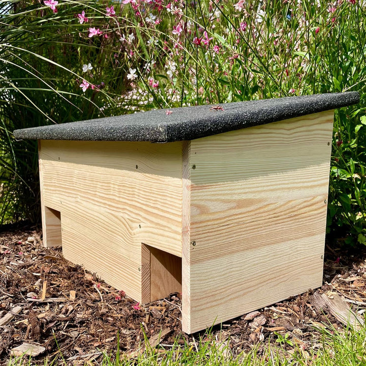 GARTENETAGE Igelfutterhaus ohne Boden aus Massiv-Holz/Igelhaus Winterfest, Katzensicher/Igelfutterha