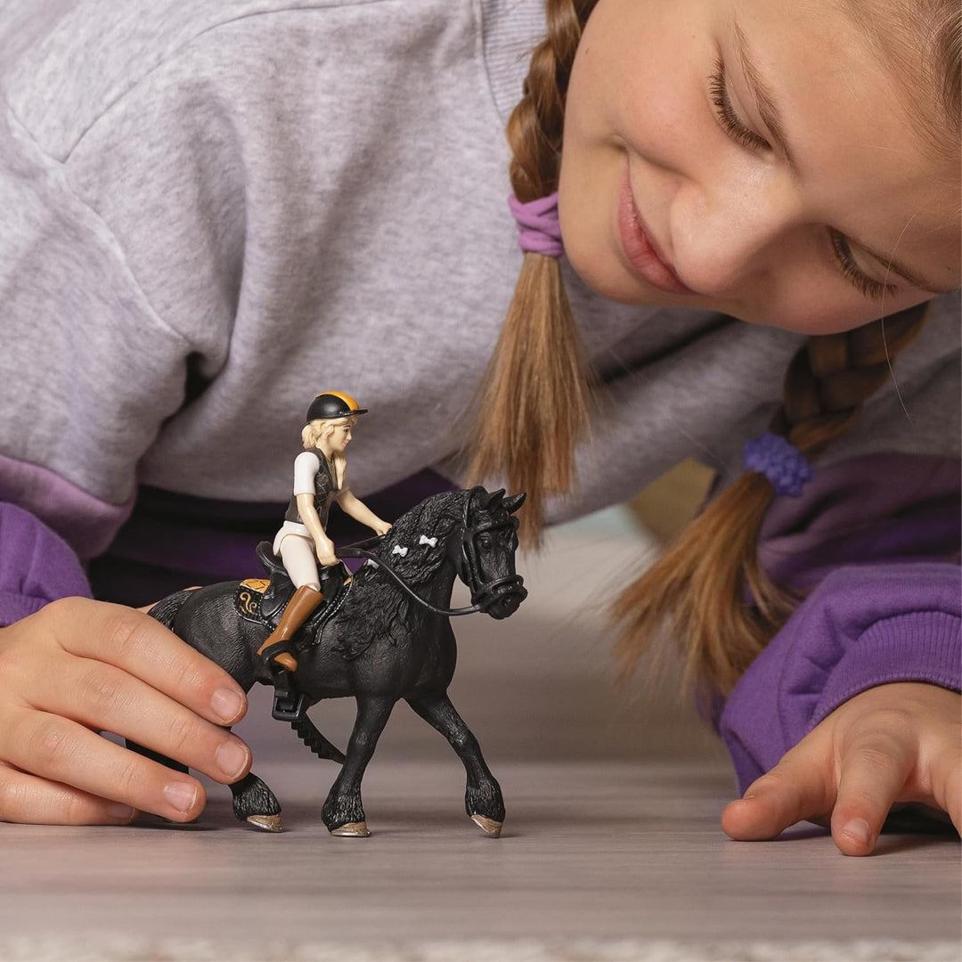 SCHLEICH Horse Club | Tori & Princess 42640 | bewegliche Mädchenfigur mit Pferd, Sattel, Zaumzeug &