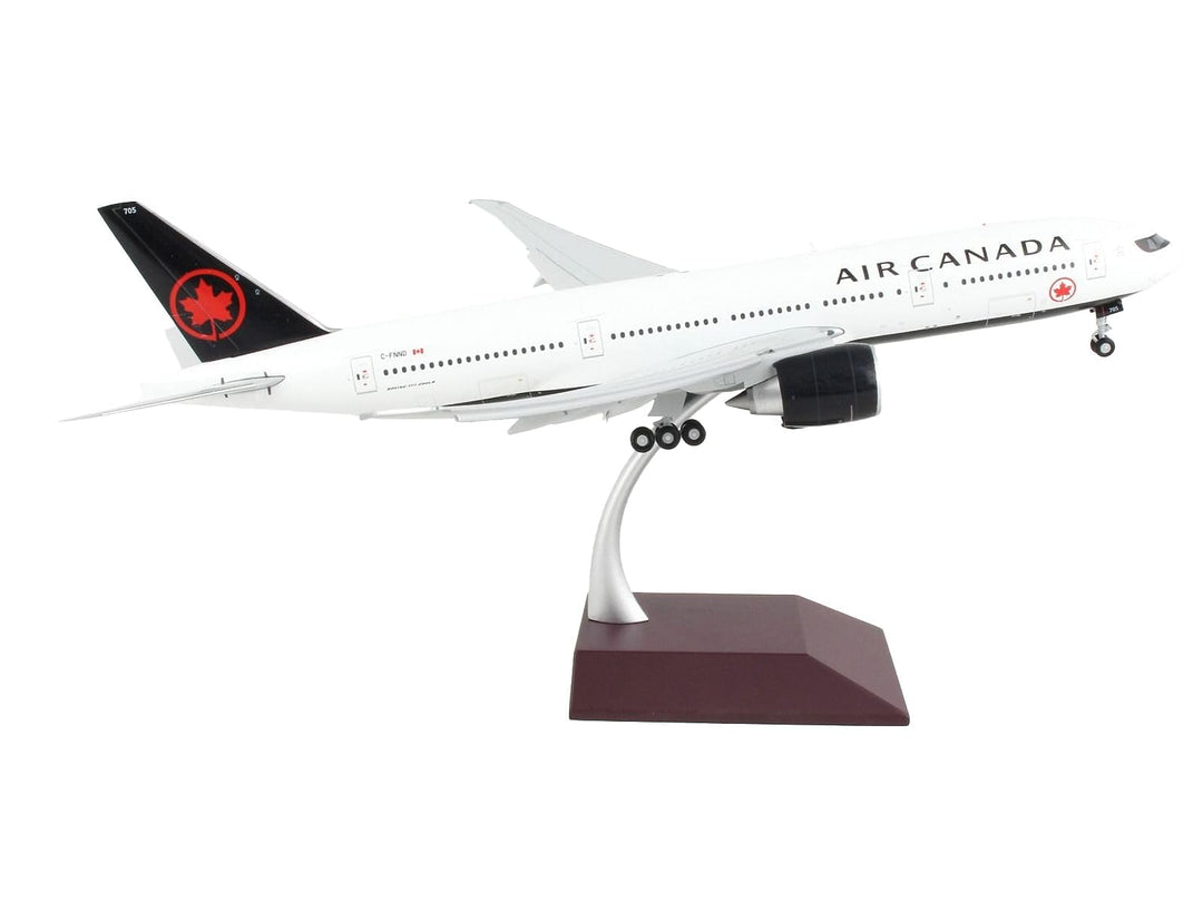 G2ACA1048F Boeing 777-200LR Air Canada C-FNND Flaps Down Version Scale 1/200