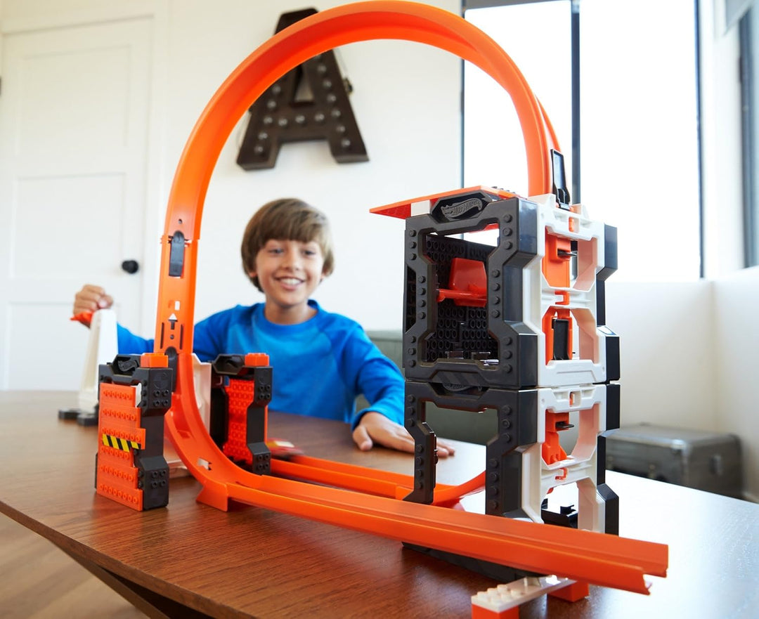 Hot Wheels Mattel DWW96 - Track Builder Mega Crashset