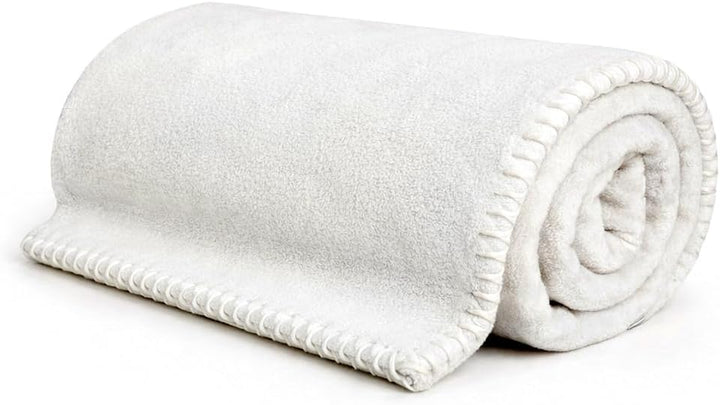 Polar Fleecedecke weiss 130 x 160 cm – kuschelig warm, hautfreundlich, schnelltrocknend, pflegeleich