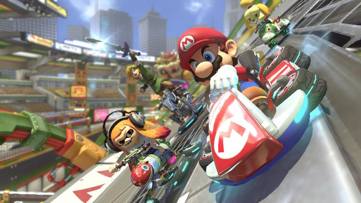 Nintendo Switch™ – OLED-Modell (weiss) + Mario Kart 8 Deluxe Switch Online – 12-monatige (365-tägige