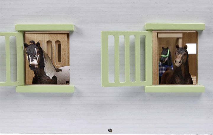 Kids Globe Farming Reiterhof rosa Bauernhof Pferdestall Holz 1:24 mit 7 Boxen, Spielzeug Pferdehof,