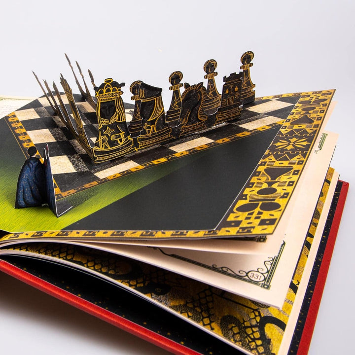 Harry Potter und der Stein der Weisen (MinaLima-Edition mit 3D-Papierkunst 1): Farbig illustrierte S