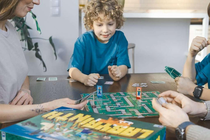 Ravensburger 24684 - Minecraft Labyrinth - Der Spieleklassiker für 2-4 Spieler ab 7 Jahren mit Chara