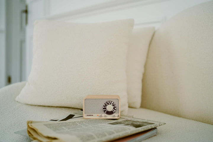 SANGEAN WR-8 – Tragbares Vintage Radio mit Bluetooth Lautsprecher, FM-Empfang, integriertem Akku, Ec