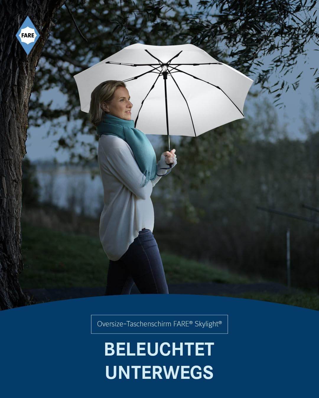 FARE Oversize-Taschenschirm Skylight (weiss) - Effektvoller Regenschirm mit LED-Innenbeleuchtung und