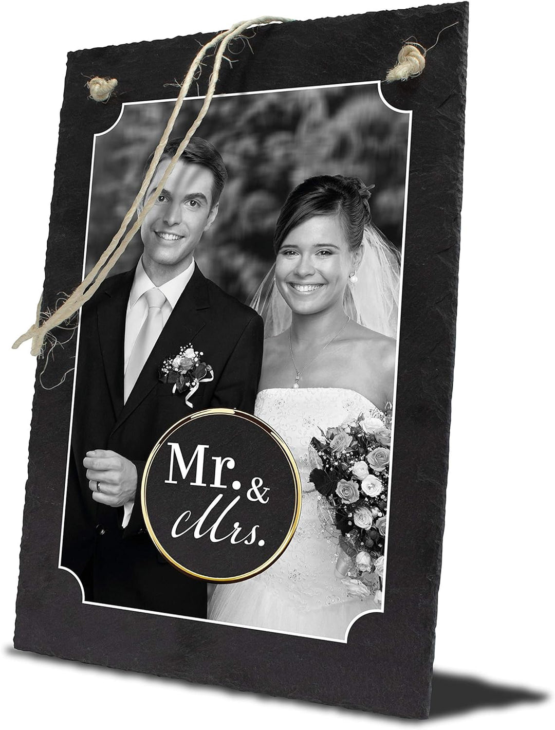 wandmotiv24 Schiefertafel Hochzeit Mr. & Mrs., Aufhängeschild mit Strick, Personalisierbar Digitaldr