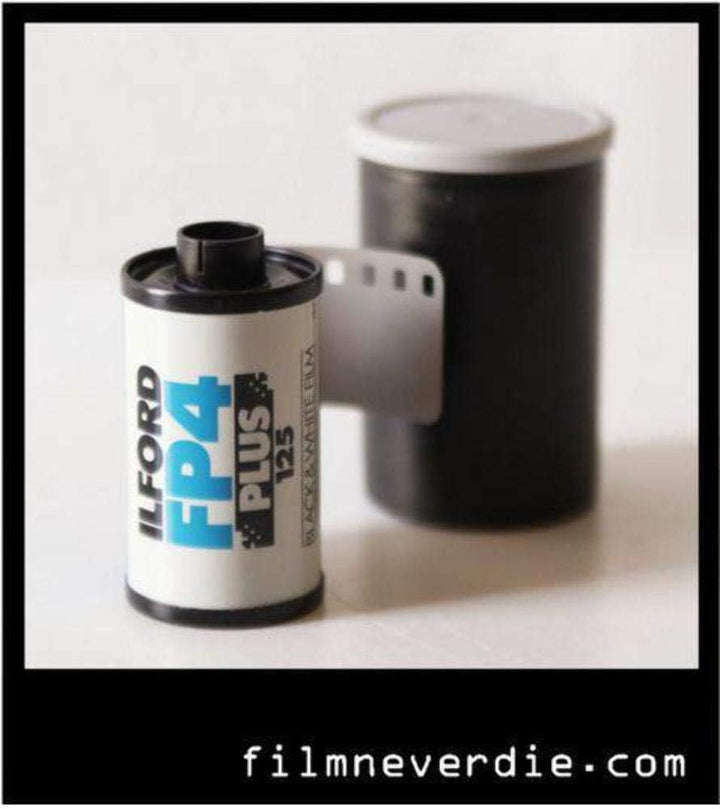 Ilford FP4 Plus 2 + 1 Gratis 135/36 1 Kartusche