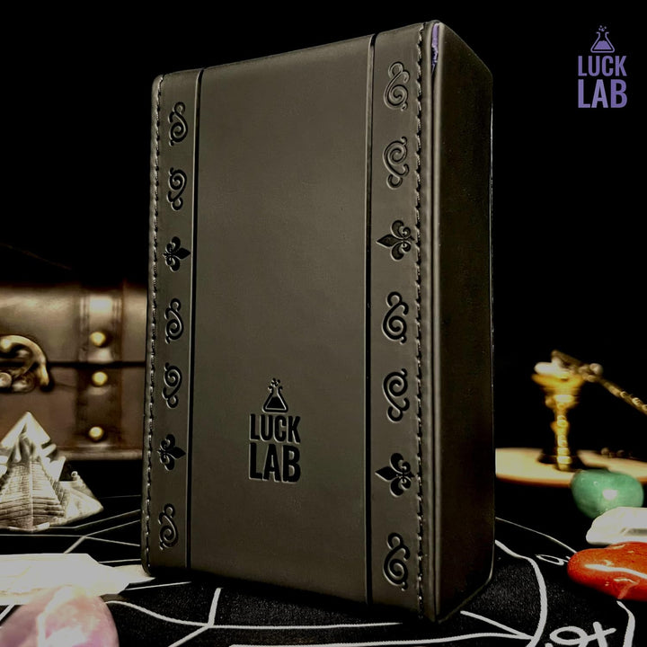 Luck Lab Tarot-Kartenetui aus Leder, für die meisten Tarotkarten in Standardgrösse (passend für Deck