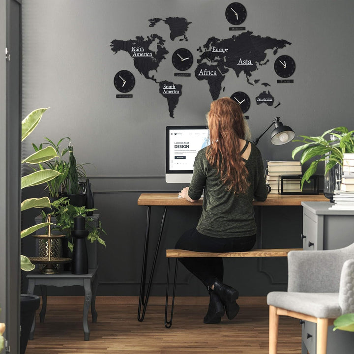Relaxdays Weltkarte Holz mit 5 Uhren, 10 Städteschilder, 3D Landkarte Welt, mit Schablone, H x B: 61