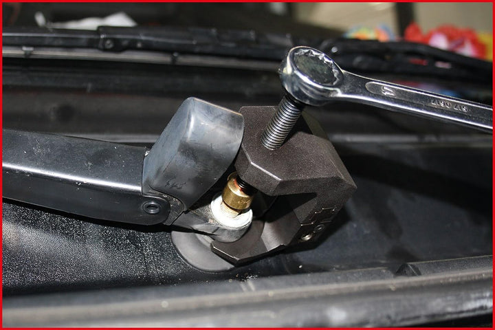 KS Tools 700.1178 BMW Scheibenwischerarm-Abzieher mit verstellbarer Abziehgabel, 16-38mm