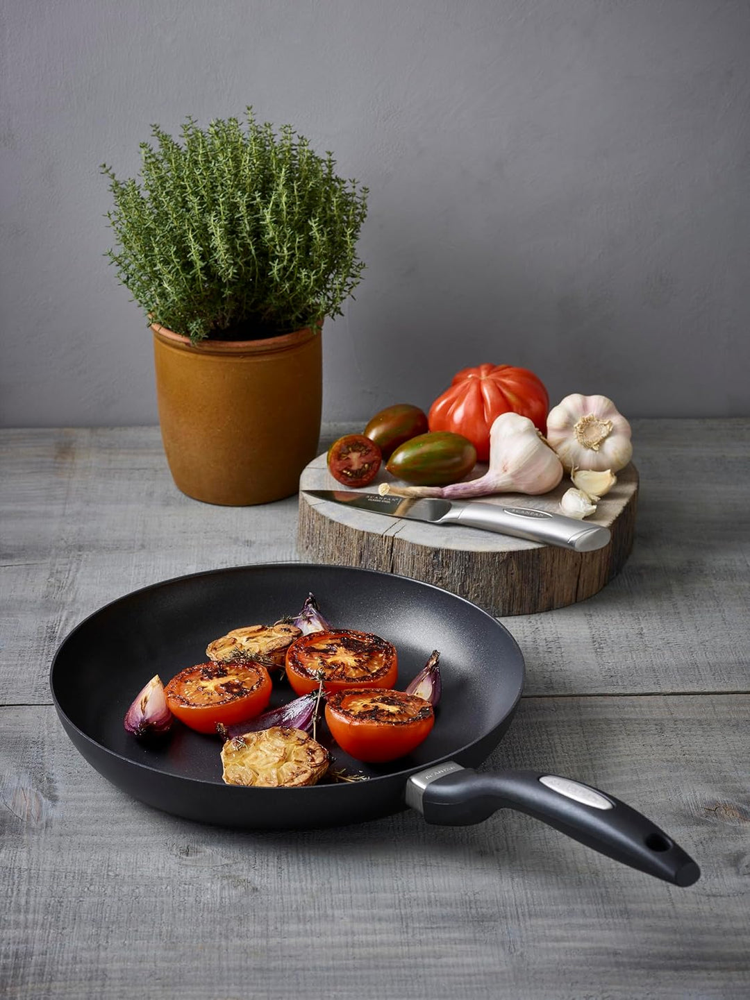 SCANPAN IQ Bratpfanne 20 cm | Multifunktionale Pfanne für alle Herdarten | Langlebige Stratanium Ant