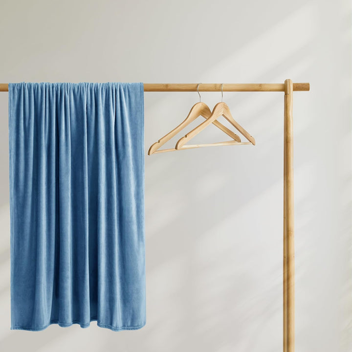 DecoKing Kuscheldecke 200x220 cm dunkelblau Decke Microfaser Tagesdecke Fleece weich sanft kuschelig