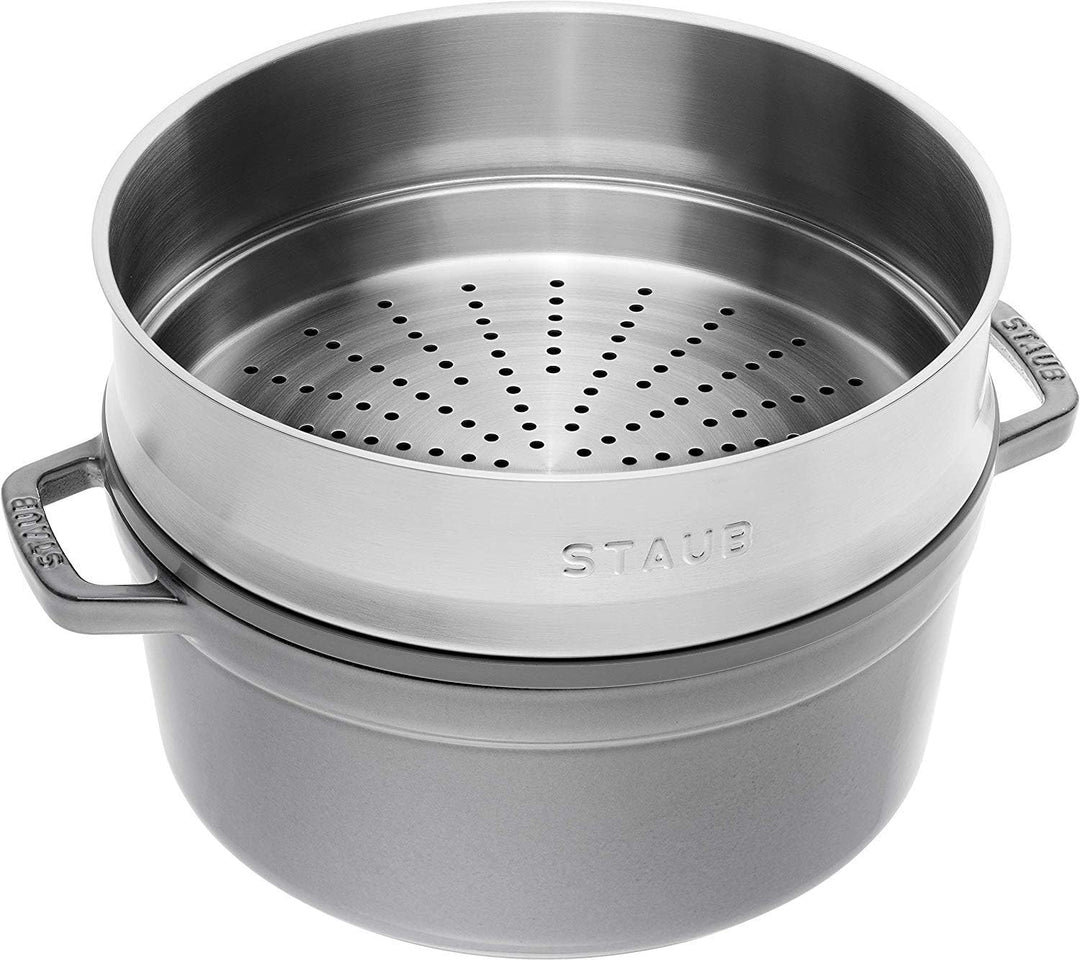 STAUB Gusseisen Bräter/Cocotte mit Dämpfeinsatz, Rund 26 cm, 5,2 L, Aromaregen Funktion, Für alle He
