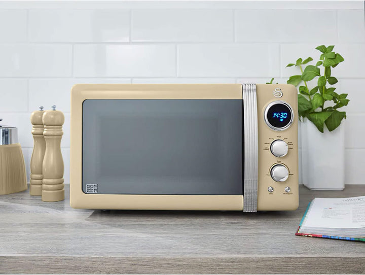 Swan Retro SM22030CNEU Digital Mikrowelle 20L, 5 Leistungsstufen, Auftaufunktion, 60 Minuten Timer,