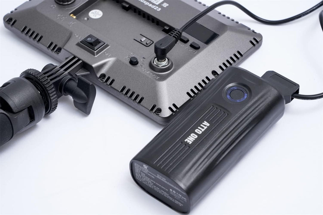 FXLION Mini Multi Voltage Tragbarer wiederaufladbarer Akku ATTO ONE mit D-Tap und USB für Fotolicht,