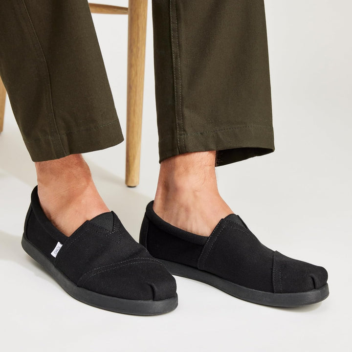 TOMS Herren Alp FWD Flacher Slipper 40.5 EU Black Black Recycled Cotton Canvas, 40.5 EU Black Black