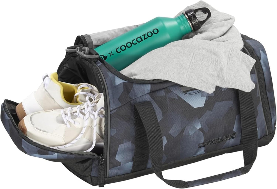 coocazoo Sporttasche „Grey Rocks”, schwarz-grau, Hauptfach, Nasswäschefach, Seitentasche, Reflektore