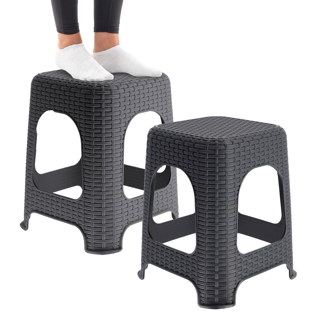 KADAX Hocker aus Kunststoff, Tritthocker bis 120 kg, Rattanhocker mit Antirutschfüssen, Badhocker, W