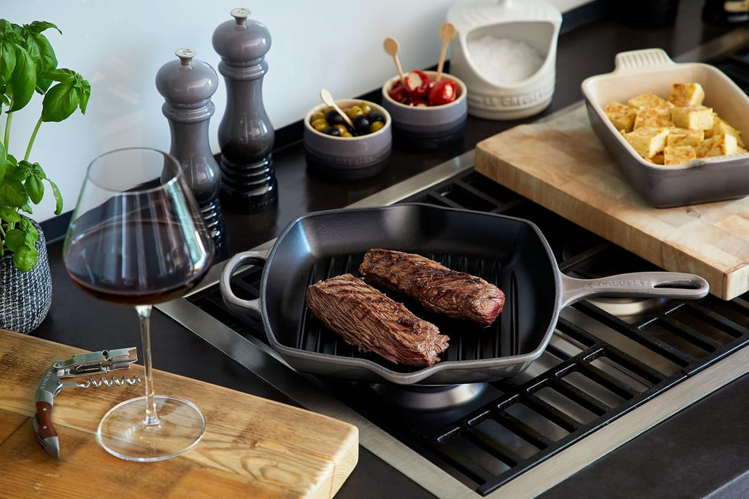LE CREUSET Signature Gusseisen-Grillpfanne, Quadratisch, 26 cm, Für alle Herdarten inkl. Induktion g