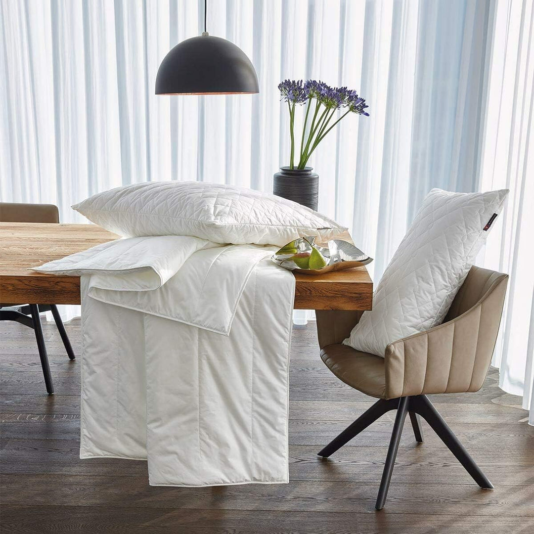 Centa-Star Faserdecke Royal extra leicht, Füllung: 100% High-Tech-Faser 135x200 cm Weiss, 135x200 cm