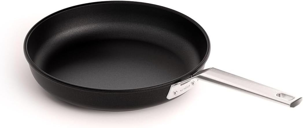 VALIRA Aire - Premium Bratpfanne 26 cm Aluminiumguss Hergestellt in Spain, geeignet für die Induktio