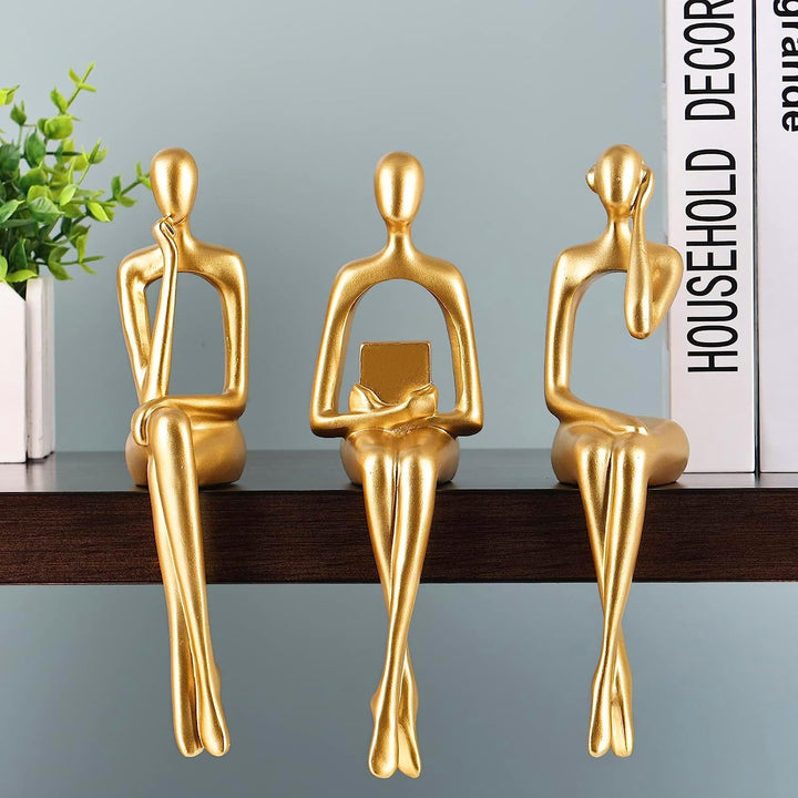 XYQXYQ Sitzende Figur, Abstrakte Skulptur Einer Denkenden Person auf einem Bücherregal, Goldfigur De