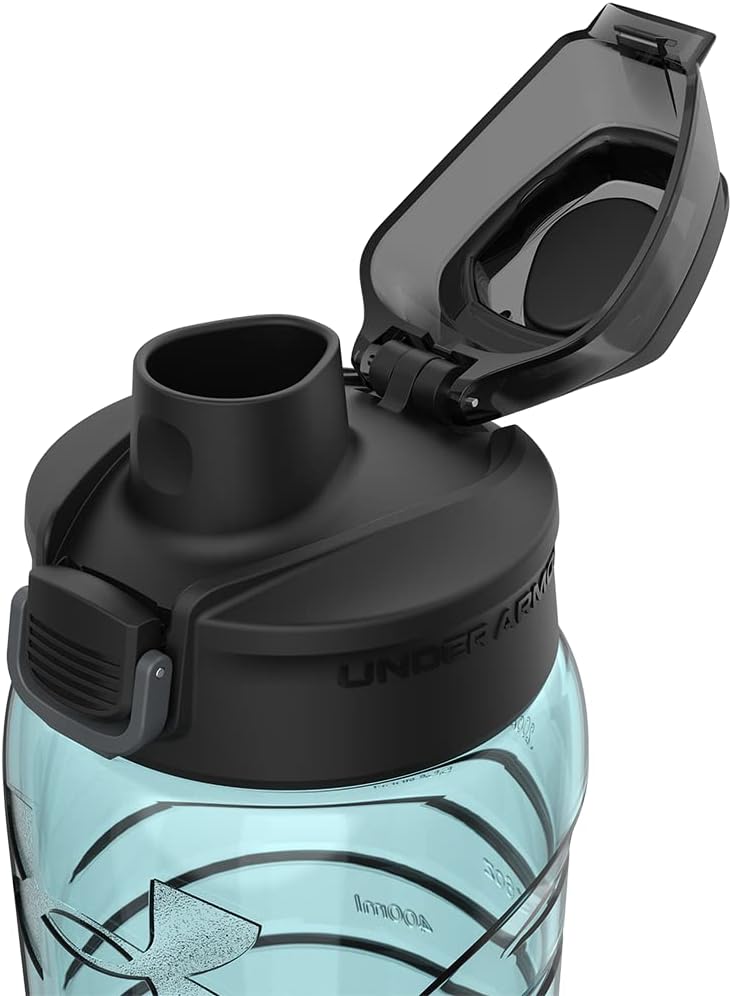 Under Armour 680 ml Wasserflasche, Pro Deckelbezug, bruchsicher, Flecken- und geruchsresistent. Bree