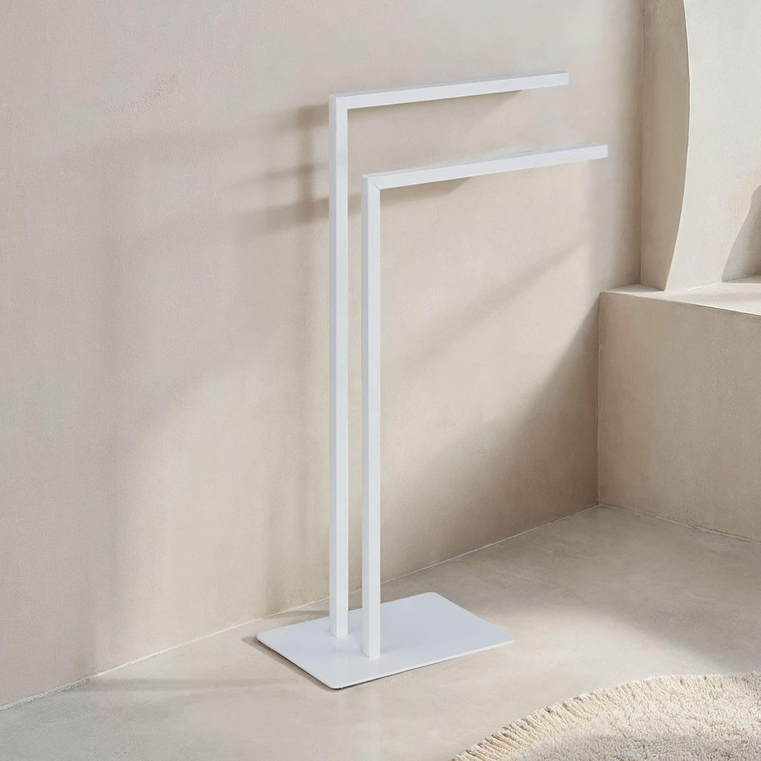 Handtuchhalter Andrew Freistehend, Weiss, aus hochwertigem Metall, mit 2 Armen & sicherem Stand. Ide