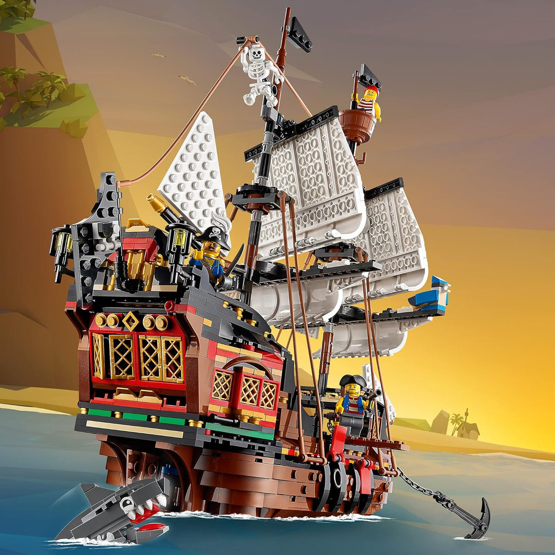 LEGO 31109 Creator 3-in-1 Piratenschiff, Taverne oder Totenkopfinsel Spielset