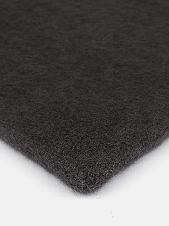myfelt Flache Filz Sitzauflage, Filz Stuhlauflage - Kuno - quadratisch, 36x36 cm, Anthrazit, Anthraz