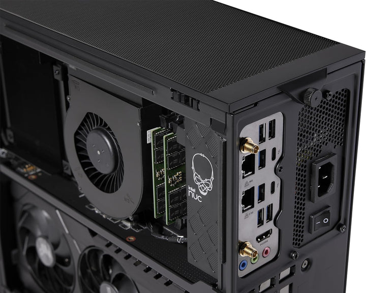 Intel - NUC Raptor Canyon NUC13RNGI7 EU Barebone L6 EU Cord